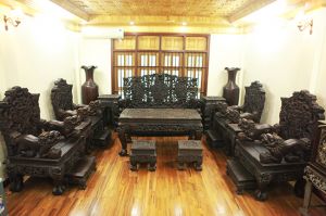 Bộ bàn gỗ trắc
