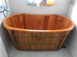 Bồn tắm gỗ